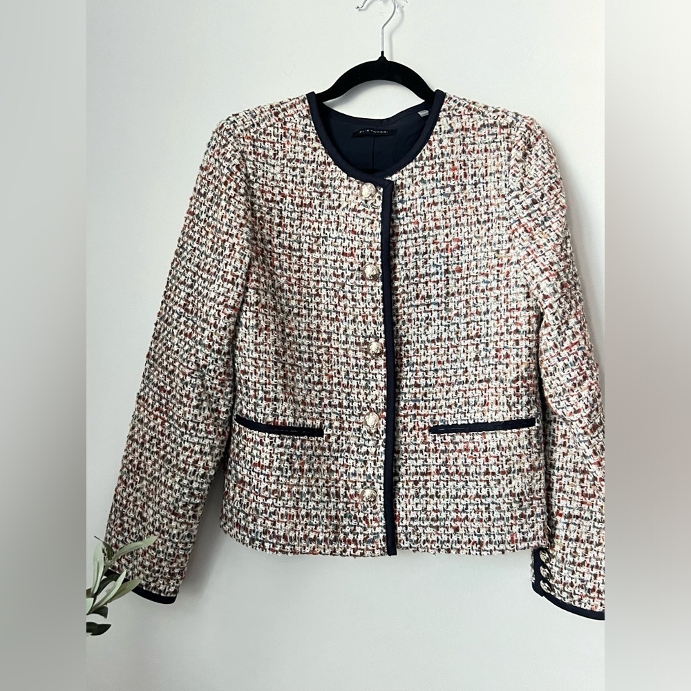 ELIE TAHARI Wool Blend Tweed Blazer